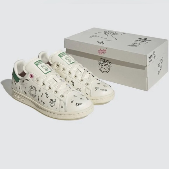 André Saraiva x adidas Stan Smith Big Kid 'The World Needs Love' - Picture 5 of 9